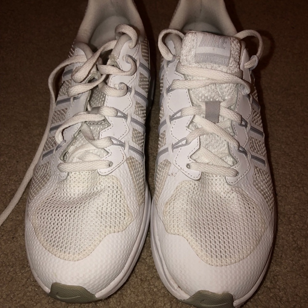 Nike Sneakers - Picture 4 of 5